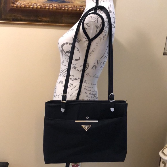 🔻Prada Classic adjustable strap working long straps shoulder tote - well loved - Picture 2 of 12